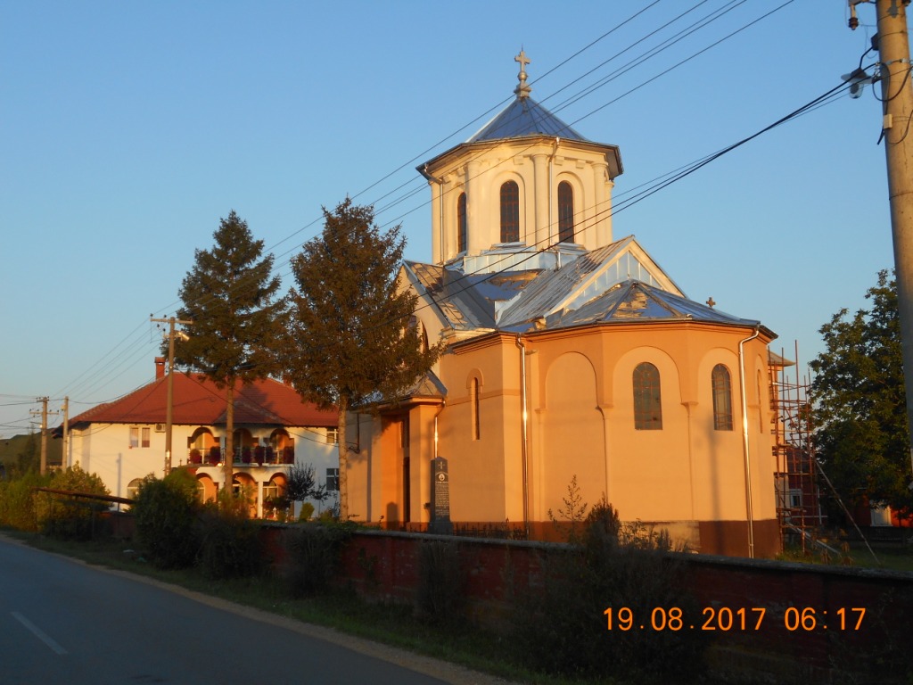Црква са конаком у Црквенцу