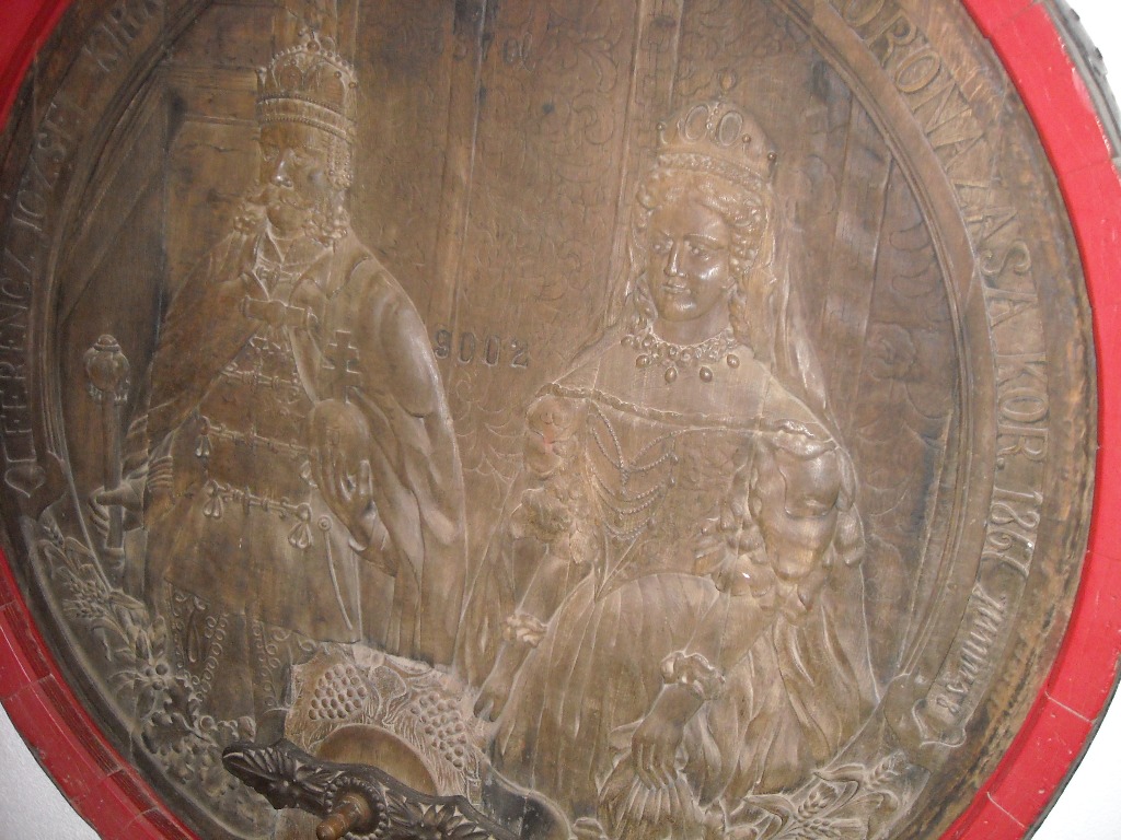 Дуборез на бачви са ликовима цара Фрање Јосифа и царице Ержебет из 1867.године