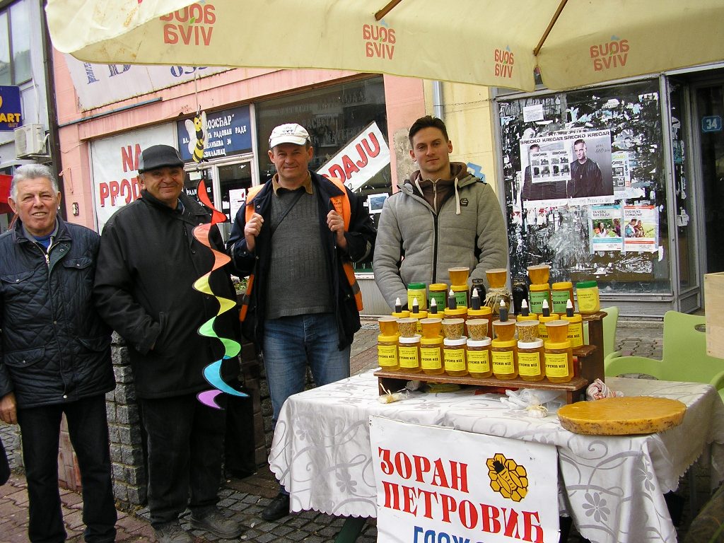10. пролећна продајна изложба меда, пчелињих производа и опреме у Свилајнцу